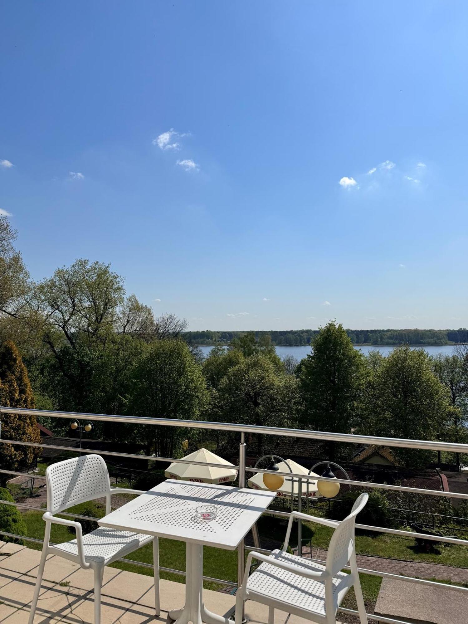 Geovita W Jadwisinie Buitenkant foto